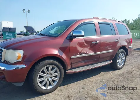 2008 Chrysler Aspen Limited из США, поврежденный, VIN 1A8HW582X8F144192